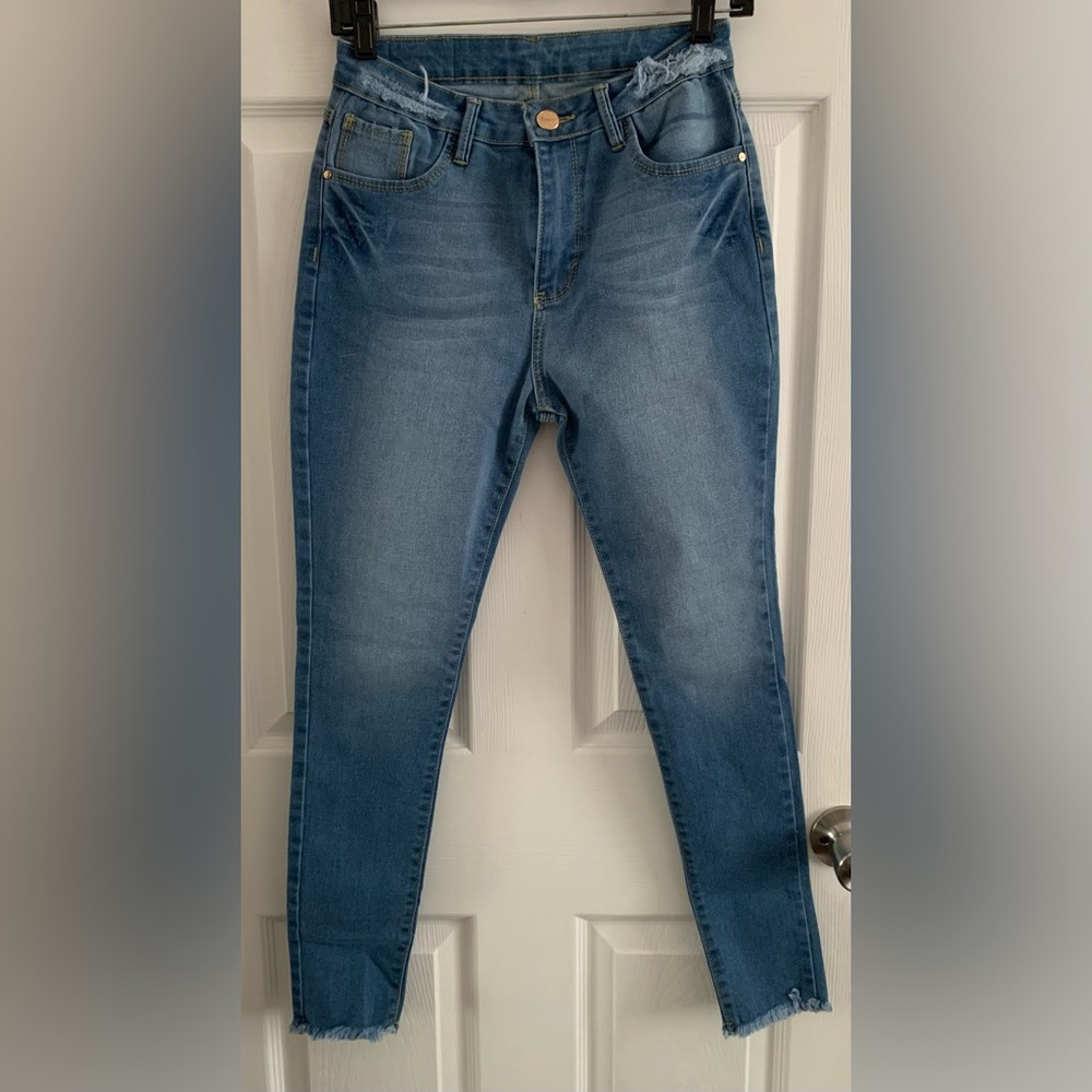 NWOT, Blue Skinny Jeans with Tapered Fit and Raw Hem